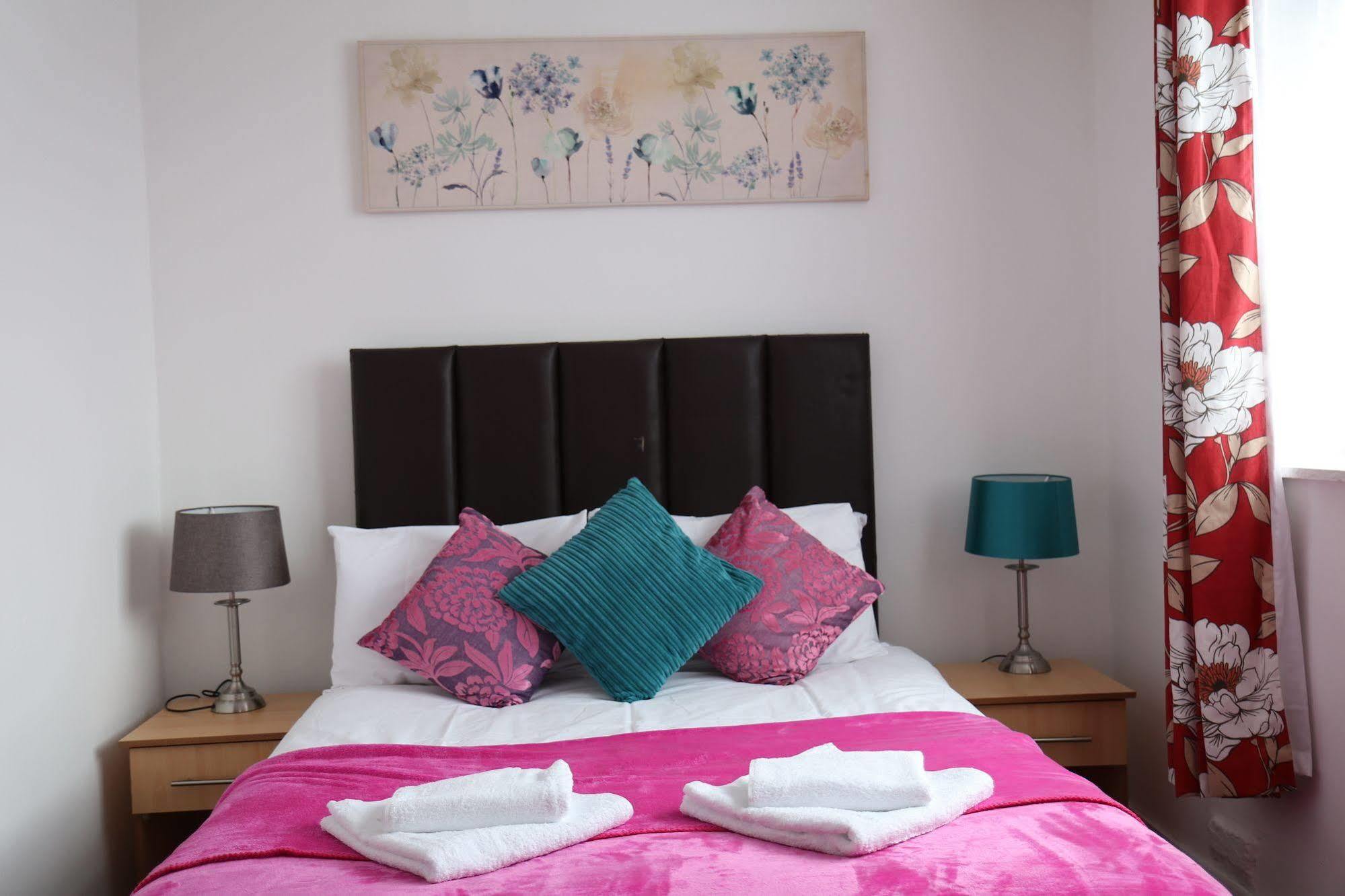 Metro House Star Accommodation Londres Exterior foto